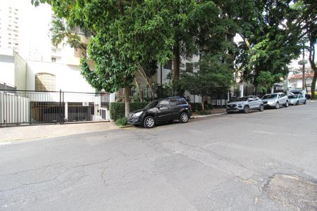 Apartamento para alugar com 80m², 2 quartos e 1 vagaFachada