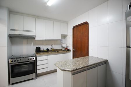 Apartamento para alugar com 80m², 2 quartos e 1 vagaCozinha