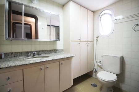 Apartamento para alugar com 80m², 2 quartos e 1 vagaBanheiro
