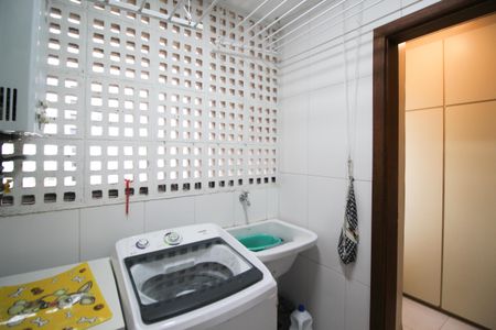 Apartamento para alugar com 80m², 2 quartos e 1 vagaÁrea de Serviço