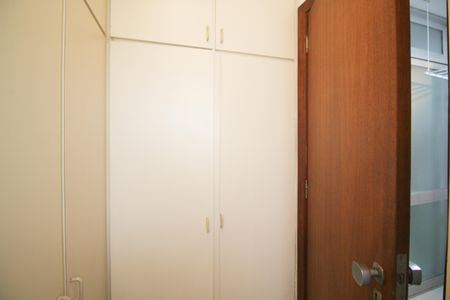 Apartamento para alugar com 80m², 2 quartos e 1 vagaQuarto de Serviço