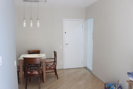 Sala de apartamento para alugar com 2 quartos, 52m² em Campestre, São Caetano do Sul