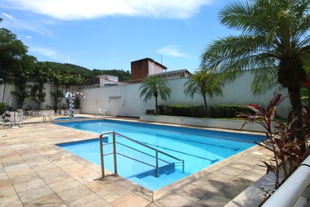 Apartamento para alugar com 45m², 2 quartos e 1 vagaÁrea comum - Piscina