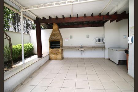 Apartamento para alugar com 45m², 2 quartos e 1 vagaÁrea comum - Churrasqueira