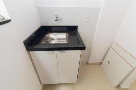 Apartamento para alugar com 45m², 2 quartos e sem vaga Apartamento para alugar com 45m², 2 quartos e sem vagaCozinha e Área de Serviço