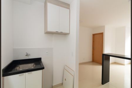 Apartamento para alugar com 45m², 2 quartos e sem vaga Apartamento para alugar com 45m², 2 quartos e sem vagaCozinha e Área de Serviço