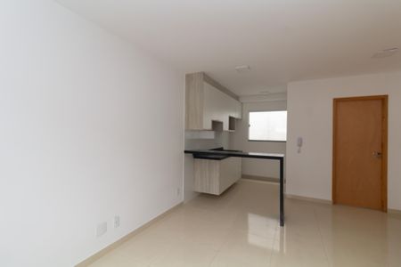 Sala de apartamento para alugar com 2 quartos, 45m² em Vila Carmosina, São Paulo