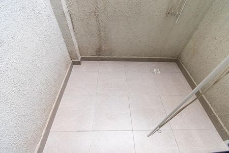 Apartamento para alugar com 48m², 2 quartos e sem vaga Apartamento para alugar com 48m², 2 quartos e sem vagaÁrea de Serviço