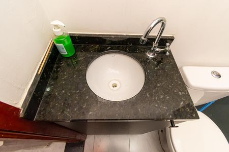 Apartamento para alugar com 48m², 2 quartos e sem vaga Apartamento para alugar com 48m², 2 quartos e sem vagaBanheiro