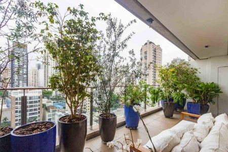 Apartamento para alugar com 160m², 1 quarto e 3 vagas