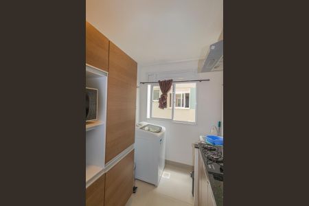 Apartamento à venda com 45m², 2 quartos e 1 vagaCozinha e Área de Serviço