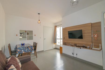Sala de apartamento à venda com 2 quartos, 45m² em Estância Velha, Canoas