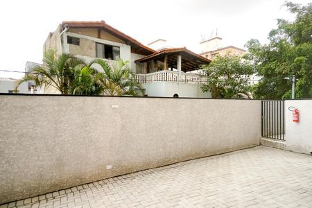 Apartamento à venda com 30m², 1 quarto e sem vaga Apartamento à venda com 30m², 1 quarto e sem vagaÁrea externa do salão de festas