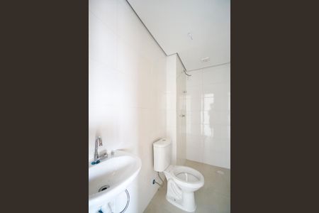 Banheiro  de apartamento à venda com 1 quarto, 30m² em Vila Carrão, São Paulo