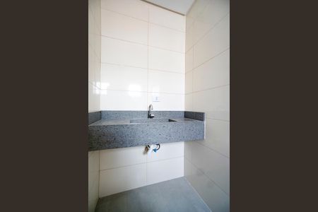 Banheiro  de apartamento à venda com 1 quarto, 31m² em Tatuapé, São Paulo