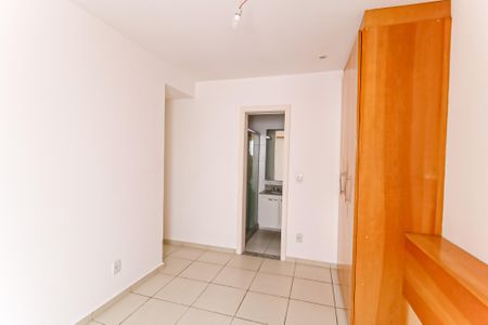 Apartamento para alugar com 74m², 3 quartos e 1 vagaQuarto  - Suíte
