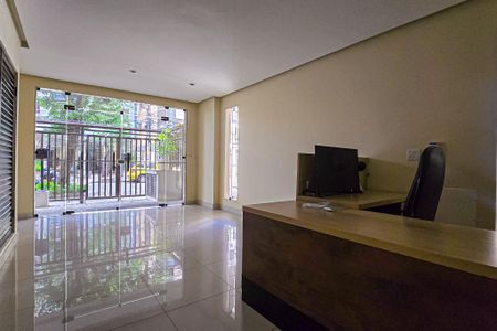 Apartamento para alugar com 74m², 3 quartos e 1 vagaHall social