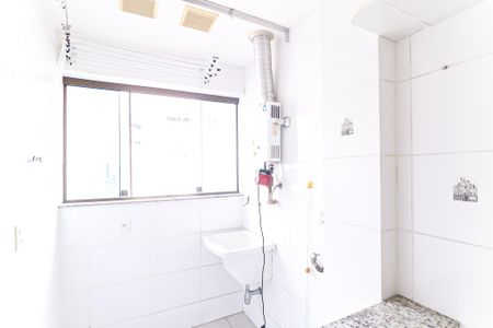 Apartamento para alugar com 74m², 3 quartos e 1 vagaÁrea de Serviço