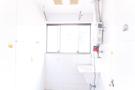 Apartamento para alugar com 74m², 3 quartos e 1 vagaÁrea de Serviço