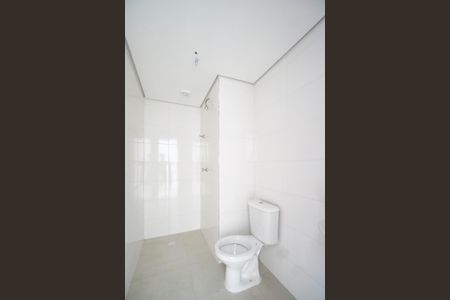 Banheiro  de apartamento à venda com 1 quarto, 30m² em Vila Carrão, São Paulo