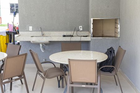 Apartamento para alugar com 44m², 2 quartos e 1 vaga Apartamento para alugar com 44m², 2 quartos e 1 vagaÁrea comum - Churrasqueira