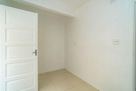 Apartamento à venda com 81m², 2 quartos e sem vagaCozinha