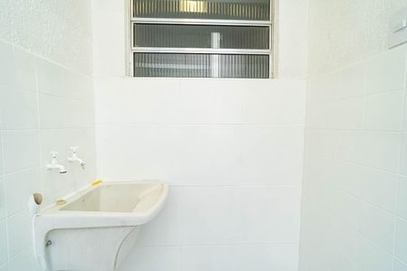 Apartamento à venda com 81m², 2 quartos e sem vagaÁrea de Serviço