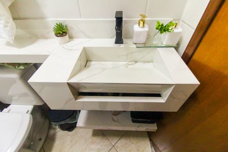 Casa para alugar com 160m², 3 quartos e 2 vagasBanheiro da Suíte