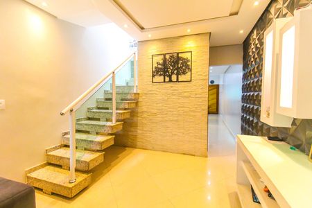 Sala de casa para alugar com 3 quartos, 160m² em Parque Savoy City, São Paulo