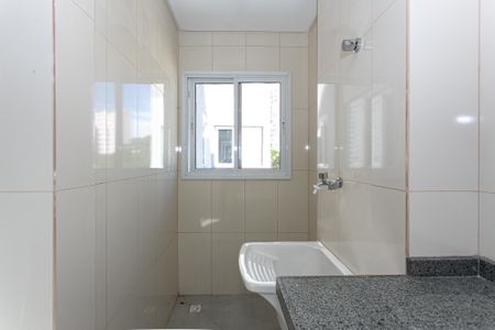 Apartamento à venda com 31m², 2 quartos e sem vaga Apartamento à venda com 31m², 2 quartos e sem vagaÁrea de Serviço