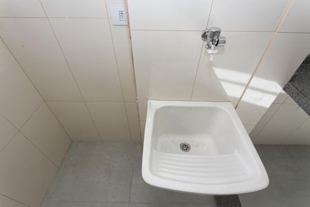 Apartamento à venda com 31m², 2 quartos e sem vaga Apartamento à venda com 31m², 2 quartos e sem vagaÁrea de Serviço - Tanque