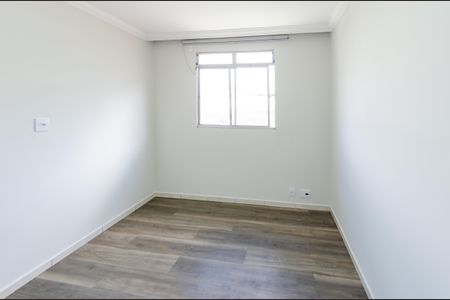 Quarto 1 de apartamento para alugar com 2 quartos, 50m² em Santa Maria, Belo Horizonte