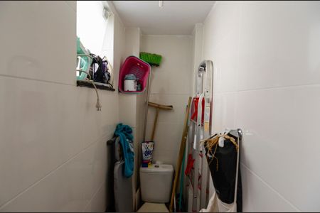 Apartamento à venda com 95m², 3 quartos e 1 vaga Apartamento à venda com 95m², 3 quartos e 1 vagaBanheiro de Serviço