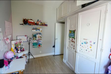 Apartamento à venda com 95m², 3 quartos e 1 vaga Apartamento à venda com 95m², 3 quartos e 1 vagaQuarto 2