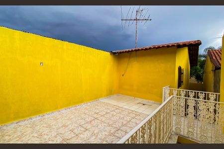 Casa à venda com 150m², 2 quartos e 2 vagasLaje