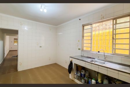 Casa à venda com 150m², 2 quartos e 2 vagasCozinha