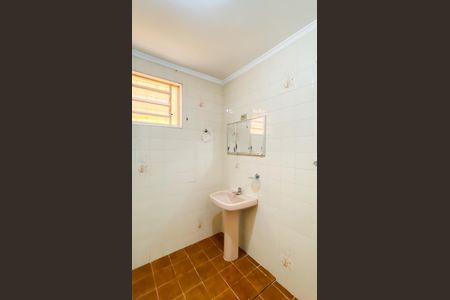 Casa à venda com 150m², 2 quartos e 2 vagasBanheiro