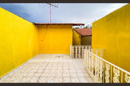 Casa à venda com 150m², 2 quartos e 2 vagasLaje