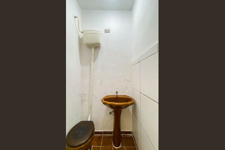 Casa à venda com 150m², 2 quartos e 2 vagasBanheiro de serviço