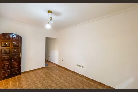 Casa à venda com 150m², 2 quartos e 2 vagasSala