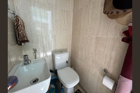 Casa para alugar com 300m², 3 quartos e 2 vagasLavabo