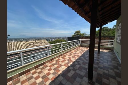 Casa para alugar com 300m², 3 quartos e 2 vagasVaranda do quarto 2