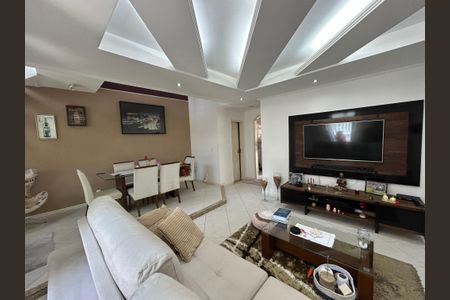 Casa para alugar com 300m², 3 quartos e 2 vagasSala 1