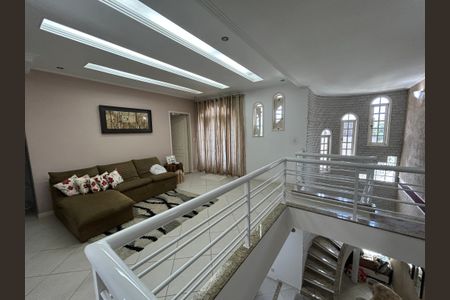 Sala 2 de casa para alugar com 3 quartos, 300m² em Vila Valqueire, Rio de Janeiro