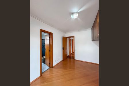 Apartamento para alugar com 102m², 2 quartos e 2 vagasSuite