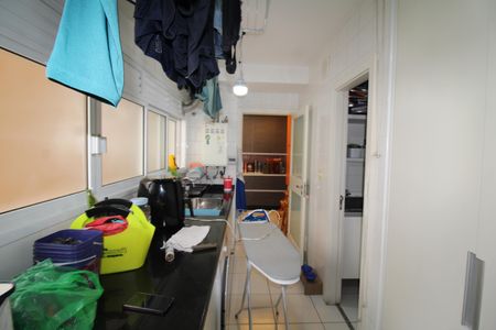 Apartamento à venda com 144m², 3 quartos e sem vagaÁrea de Serviço