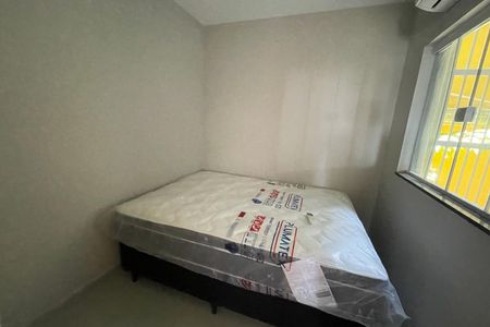 Quarto  de casa para alugar com 1 quarto, 55m² em Vila São Luis, Duque de Caxias