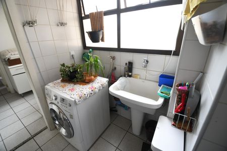 Apartamento à venda com 180m², 4 quartos e 2 vagasÁrea de Serviço