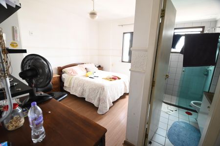 Apartamento à venda com 180m², 4 quartos e 2 vagasQuarto 4 - Suíte