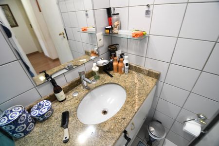 Apartamento à venda com 180m², 4 quartos e 2 vagasBanheiro Social
